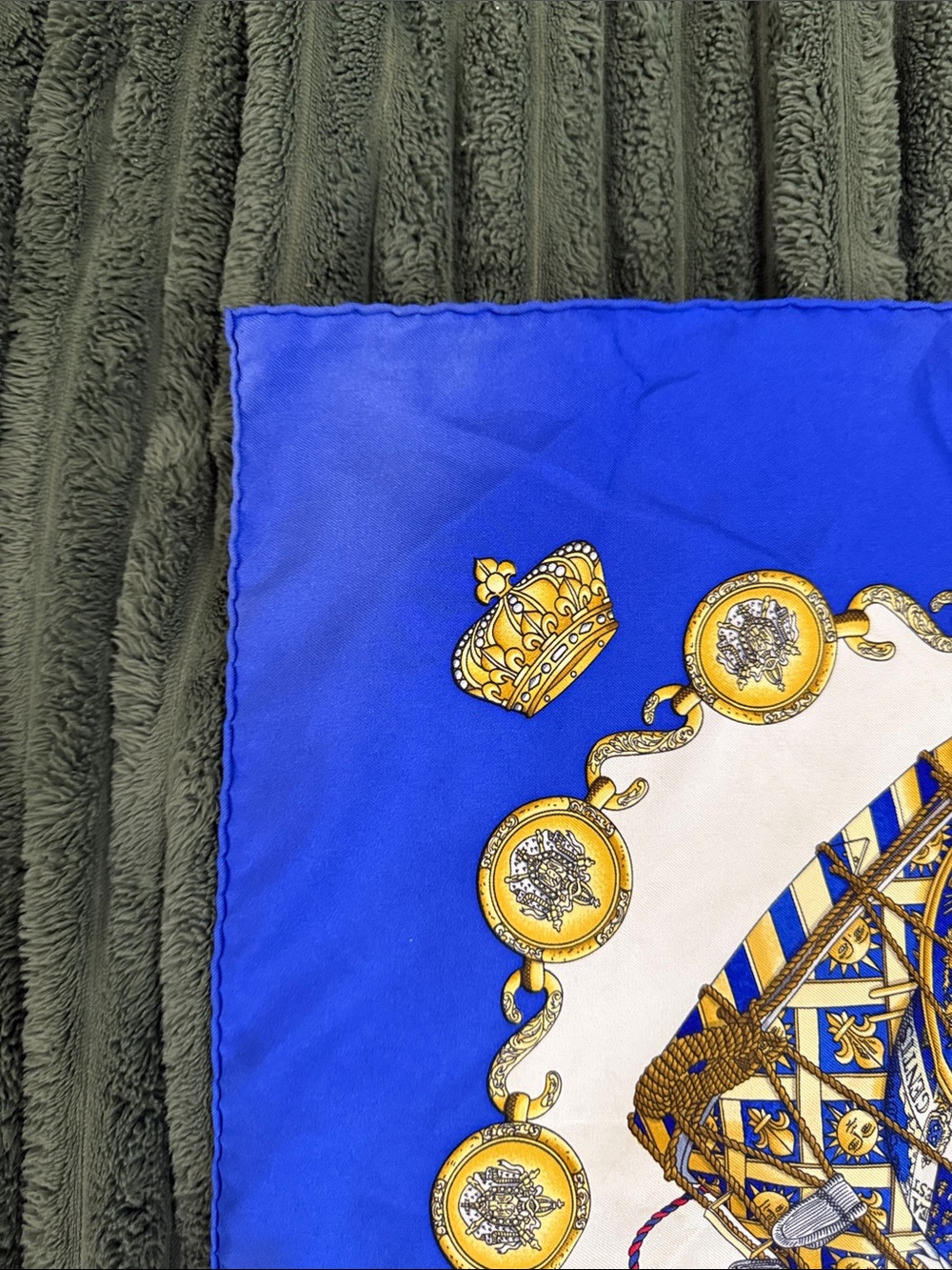 Hermes “Les Tambours” silk scarf - Picture 5 of 13